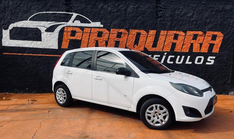 Ford Fiesta 2014 à venda