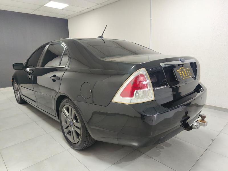 Ford Fusion - foto 16
