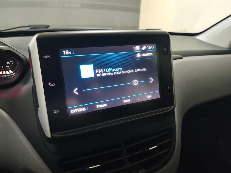 Peugeot 208 Allure Mt - foto 8