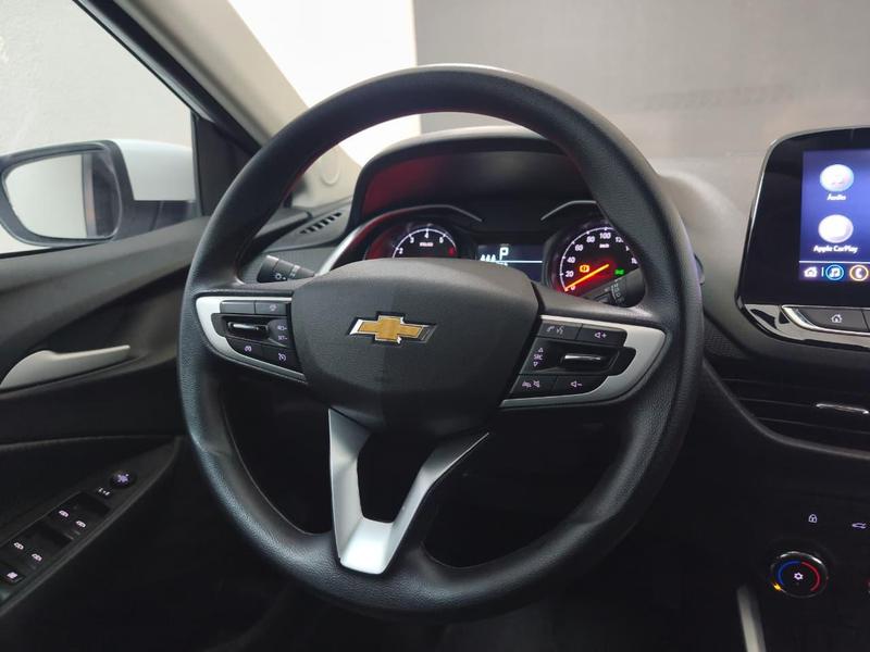 Chevrolet Onix Plus 10tat - foto 8