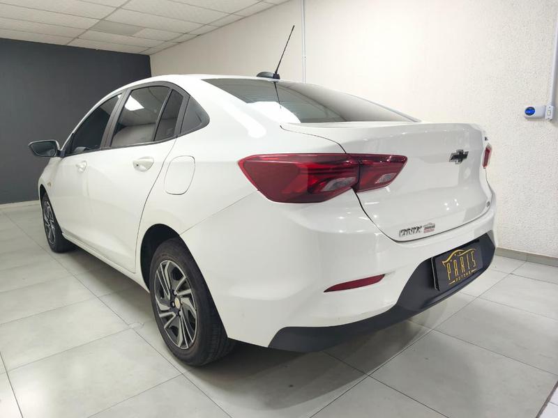 Chevrolet Onix Plus 10tat - foto 16