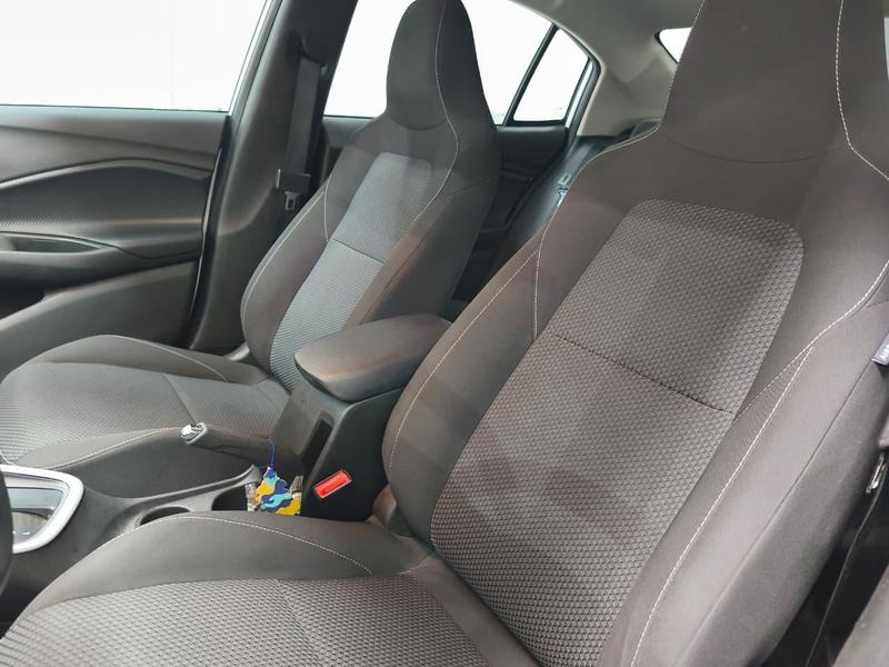 Chevrolet Onix Plus 10tat - foto 9