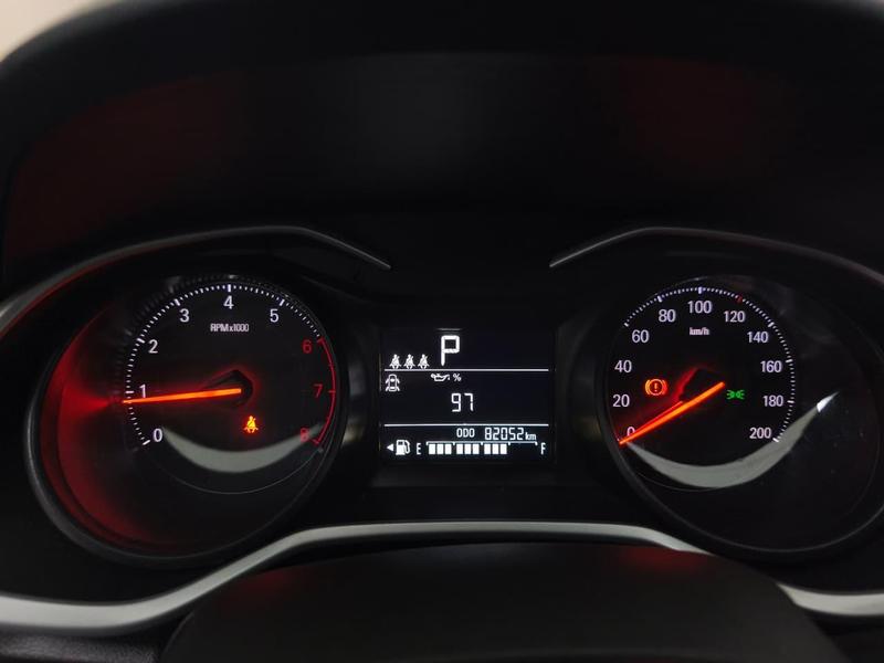 Chevrolet Onix Plus 10tat - foto 12