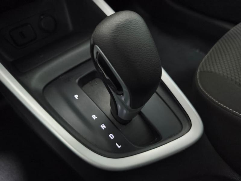 Chevrolet Onix Plus 10tat - foto 13