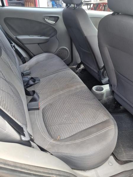Fiat Palio Attract 1.4 - foto 4