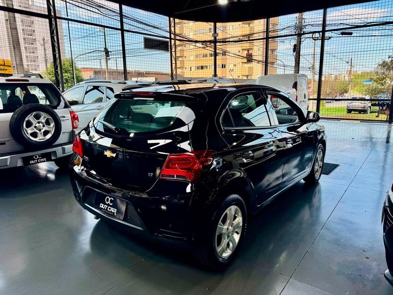 Chevrolet Onix 1.4at LT - foto 6