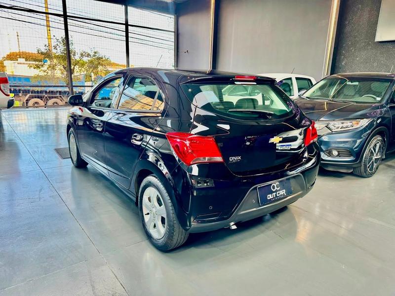 Chevrolet Onix 1.4at LT - foto 4