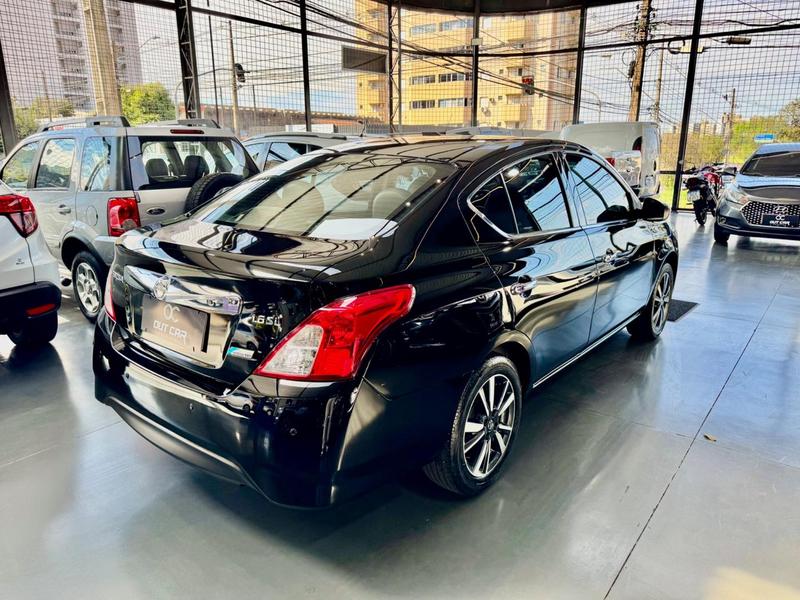 Nissan Versa 16sl CVT - foto 6