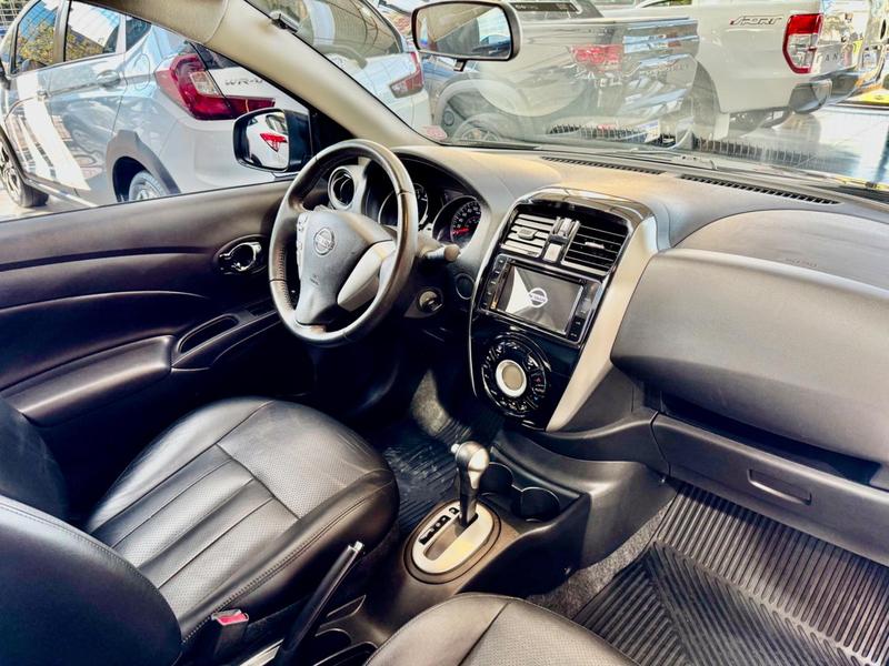 Nissan Versa 16sl CVT - foto 7
