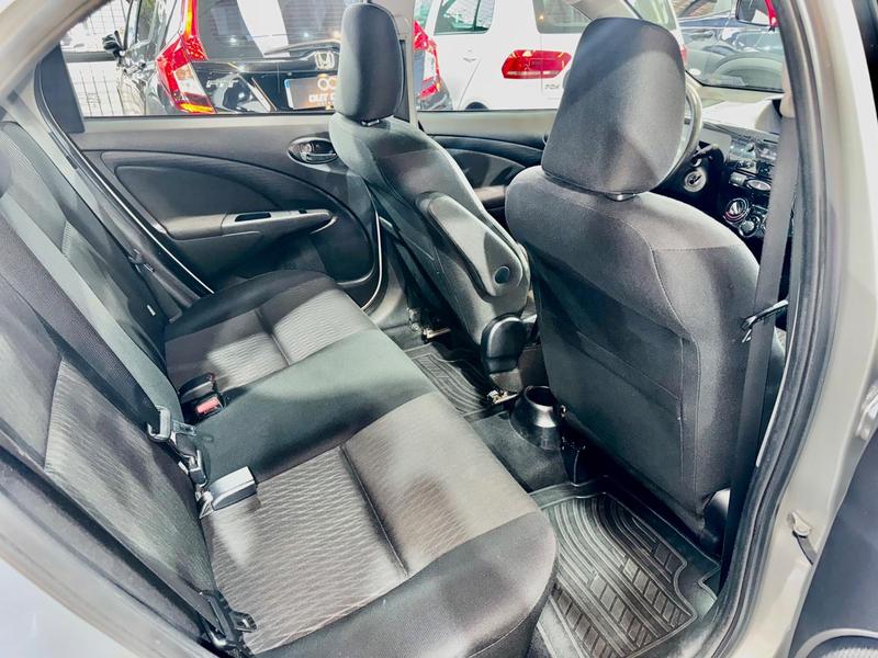 Toyota Etios Hb Xs 1.5 At - foto 10
