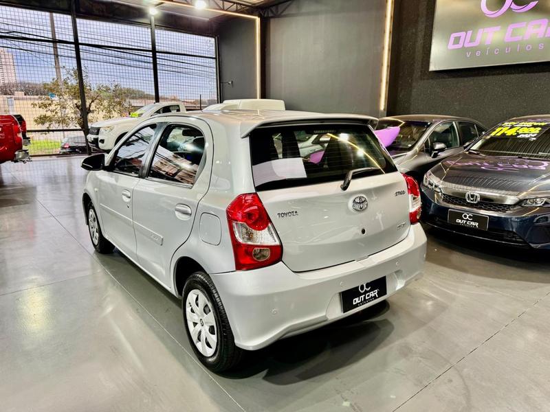 Toyota Etios Hb Xs 1.5 At - foto 6