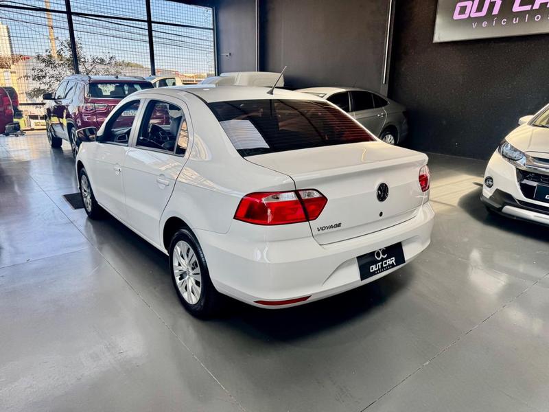 Volkswagen Voyage MPI - foto 6