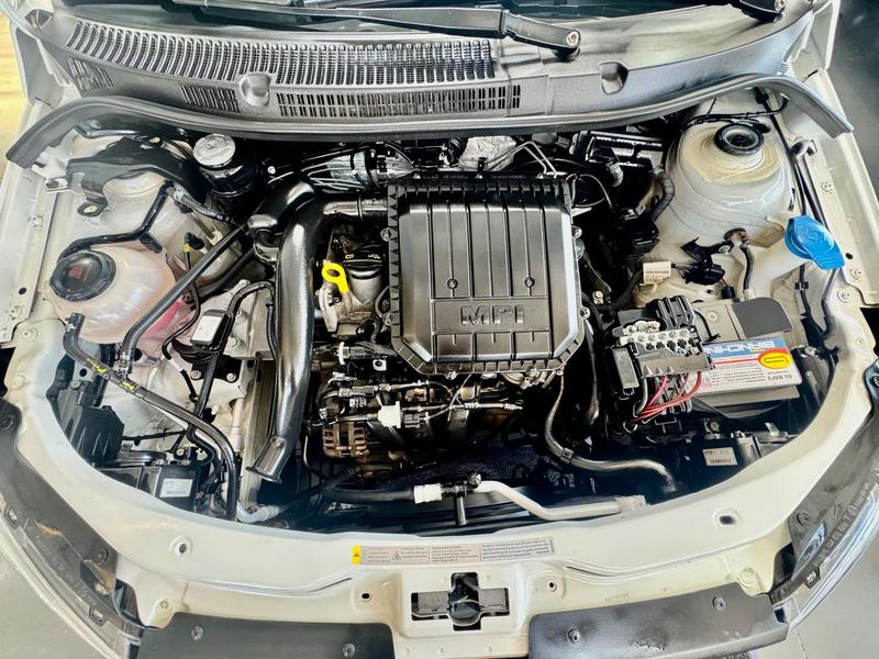 Volkswagen Voyage MPI - foto 8