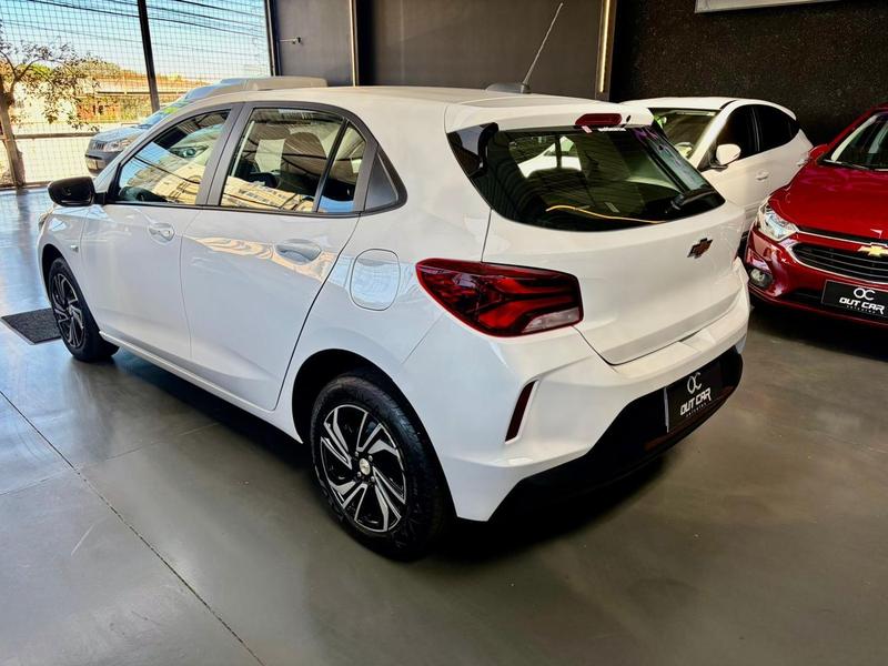Chevrolet Onix 10mt - foto 4