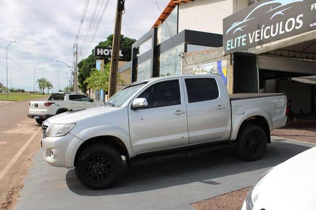 Toyota HILUX CD4X4 SRV 2012 - Água Boa Mato Grosso