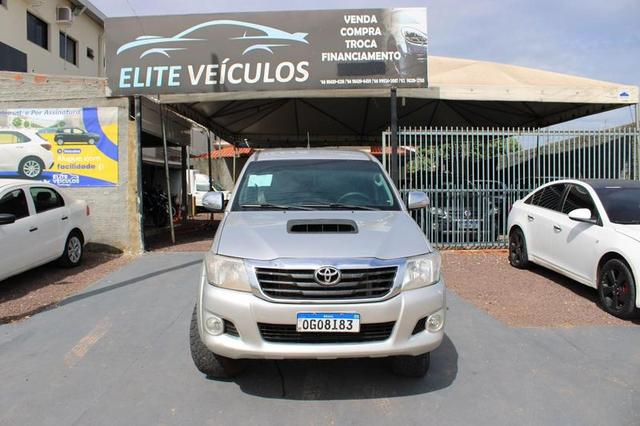 Toyota HILUX CD4X4 SRV 2012 - Água Boa Mato Grosso