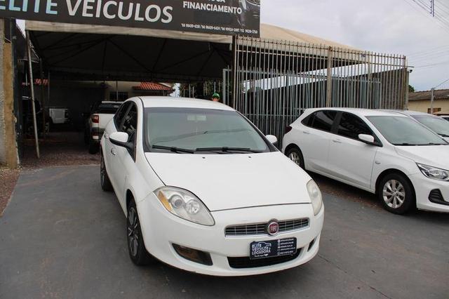 Fiat BRAVO ESSENCE 1.8 2013 - Água Boa Mato Grosso