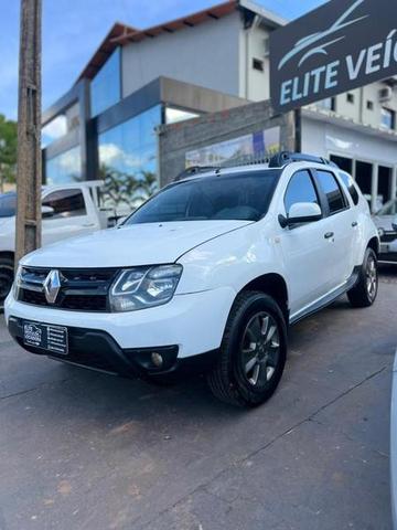 Renault DUSTER 16 E 4X2 2015 - Água Boa Mato Grosso