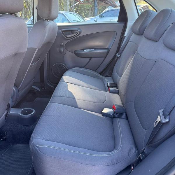 Fiat Siena 1.0 Evo Flex Attractive Manual - foto 11