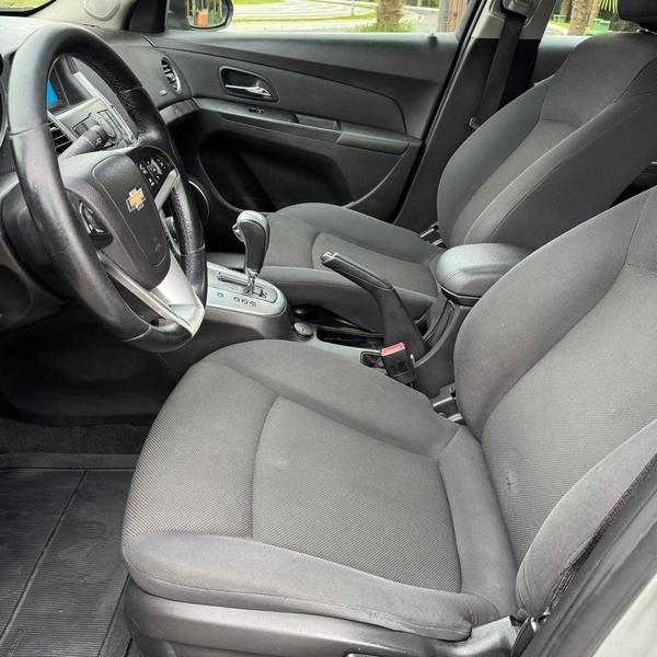 Chevrolet Cruze LT 1.8 Ecotec 16V Flex Automático - foto 9