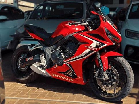 HONDA CBR 650R