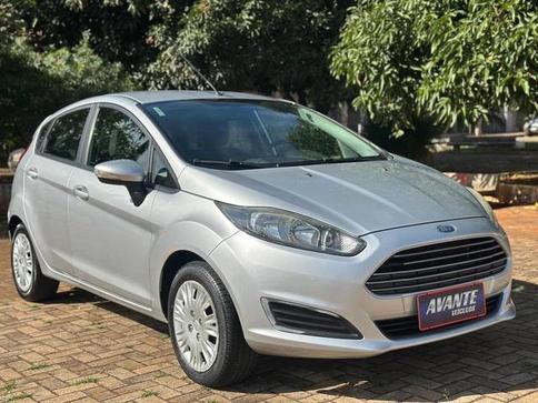 FORD NEW FIESTA 1.6 SE HATCH 16V FLEX 4P MANUAL