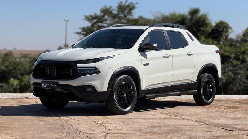 FIAT TORO ULTRA AT9 4X4