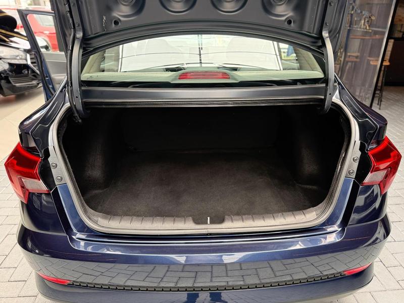 Hyundai HB20S Comfort Plus 1.0 12V Flex Mec - foto 10