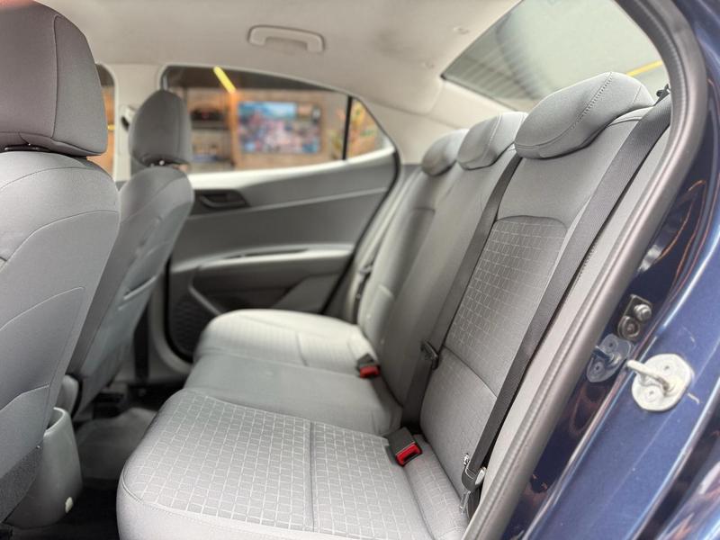 Hyundai HB20S Comfort Plus 1.0 12V Flex Mec - foto 18