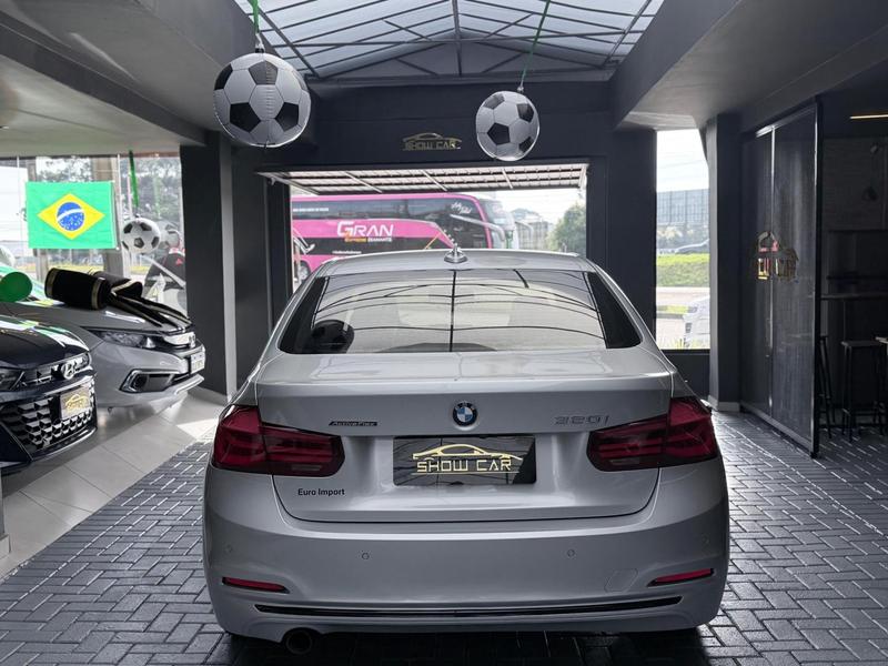 BMW 320i Active Flex - foto 5