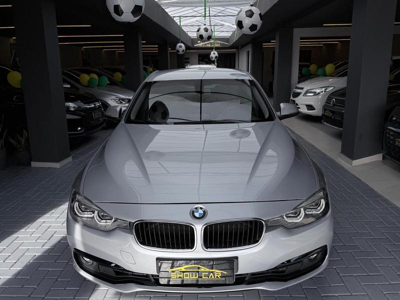 BMW 320i Active Flex - foto 2