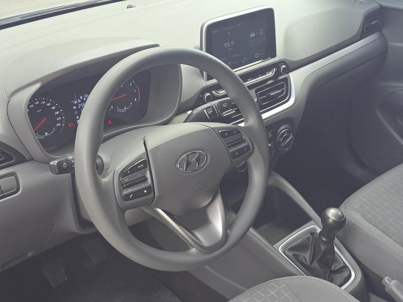 Hyundai HB20S 1.0 Confort Plus 12V Flex 4P Manual - foto 11