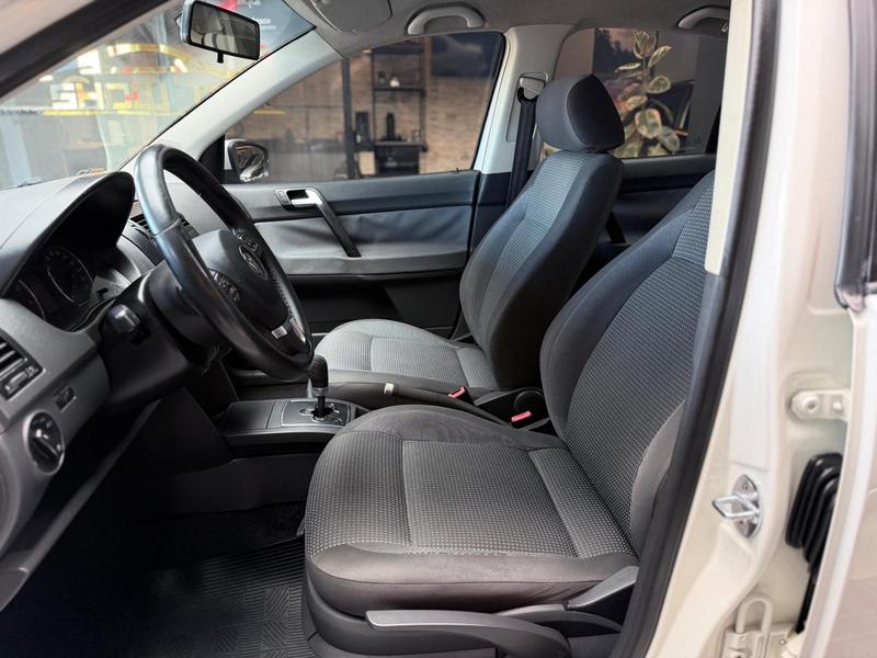 Volkswagen Polo Sedan 1.6 - foto 13