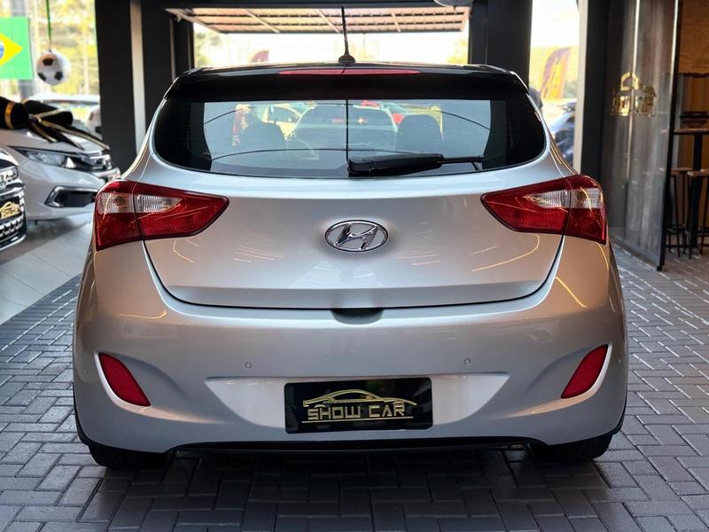 Hyundai i30 1.8 16V Aut. 5P - foto 5