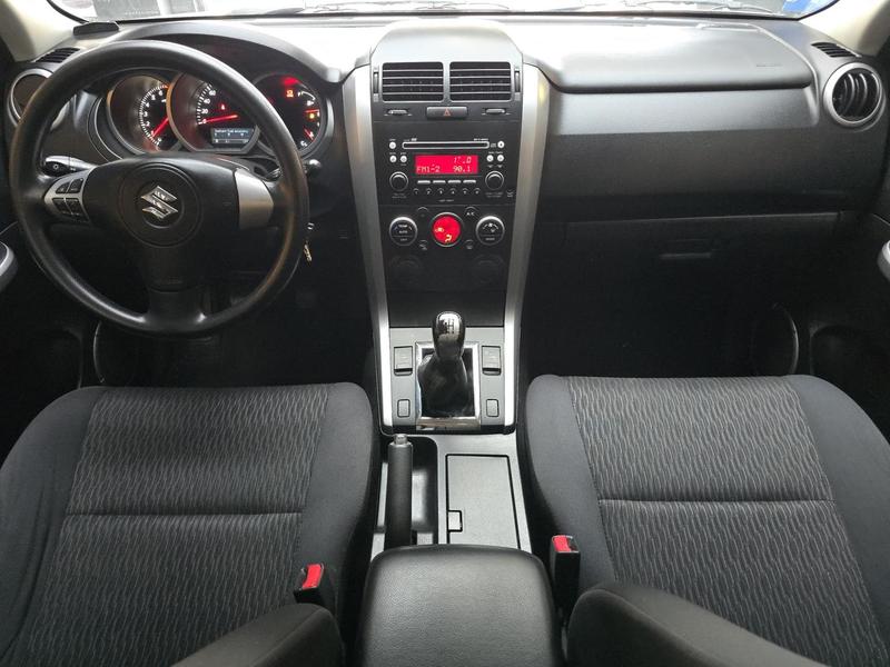 Suzuki Grand Vitara 2wd 4X2 2.0 16V 4P Manual - foto 8