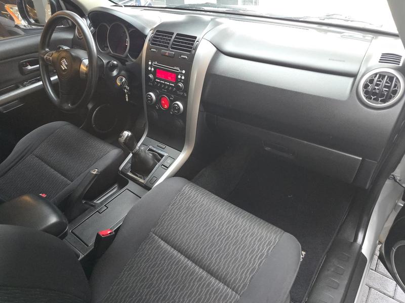 Suzuki Grand Vitara 2wd 4X2 2.0 16V 4P Manual - foto 11