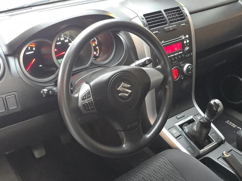 Suzuki Grand Vitara 2wd 4X2 2.0 16V 4P Manual - foto 12