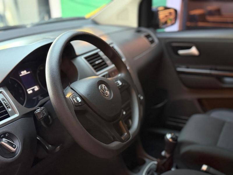Volkswagen Fox Connect Mb - foto 12