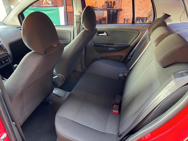 Volkswagen Fox Connect Mb - foto 14