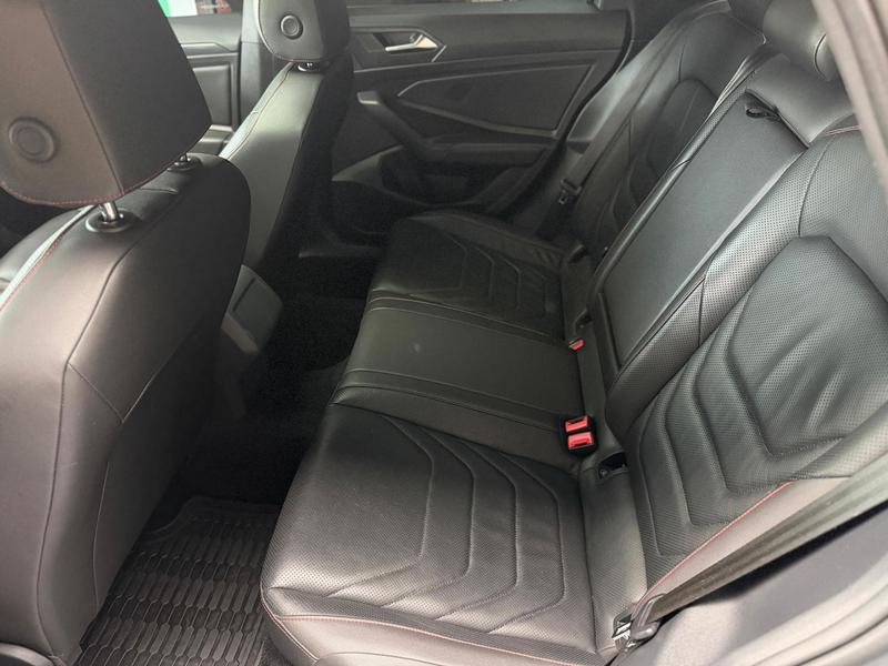 Volkswagen Jetta GLi 350 TSI 2.0 16V 4P Automático - foto 14