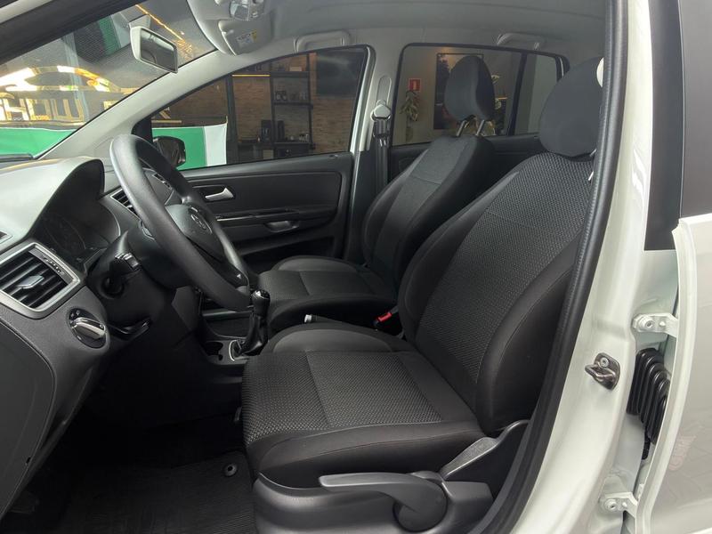 Volkswagen Fox Connect Mb - foto 11