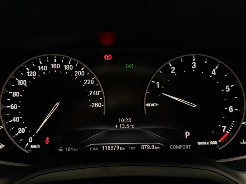 BMW 320i - foto 11