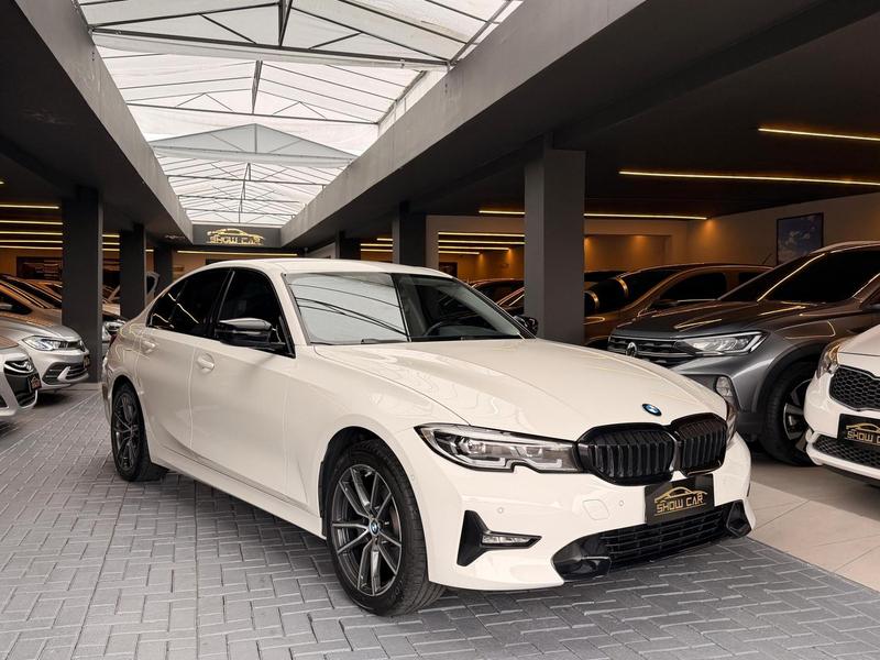 BMW 320i - foto 3