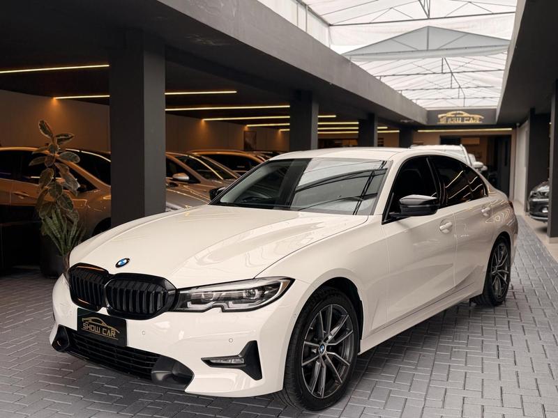 BMW 320i 2020 à venda