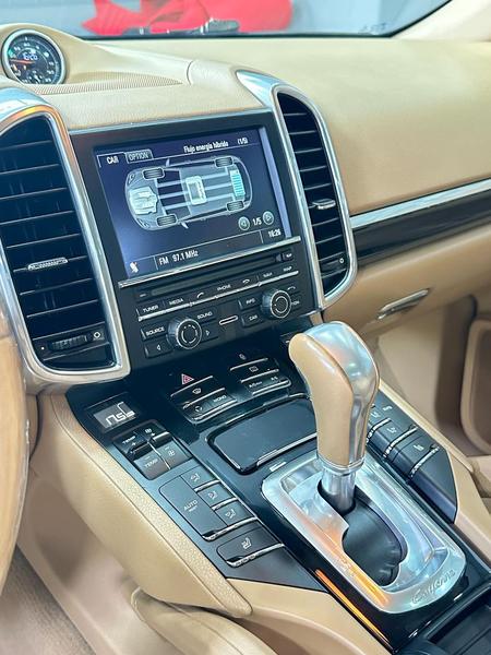 Porsche Cayenne S E Hybrid 3.0 V6 416cv - foto 9