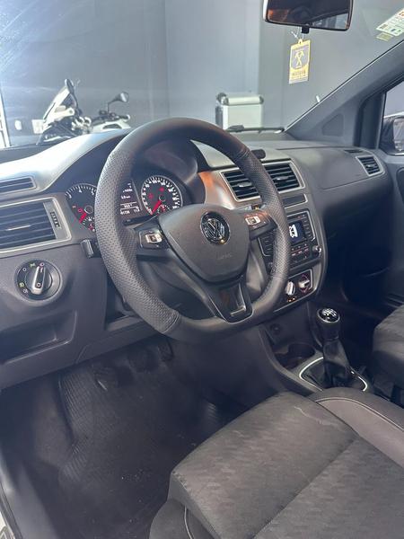 Volkswagen Fox 1.0 MPI Track 12V Flex - foto 13