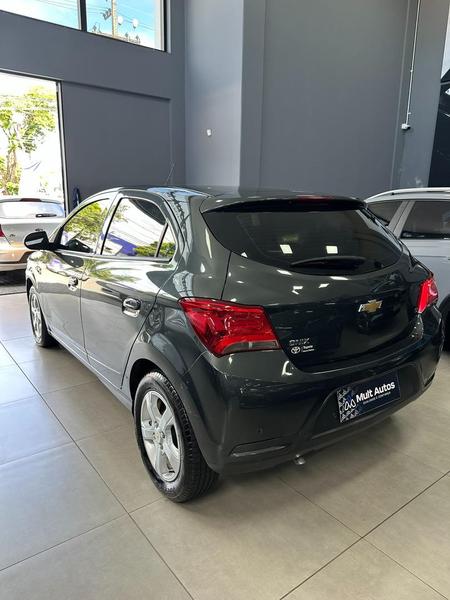 Chevrolet Onix 1.4 LT - foto 8