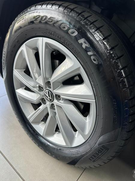 Volkswagen T-Cross 200 TSI Automático - foto 12