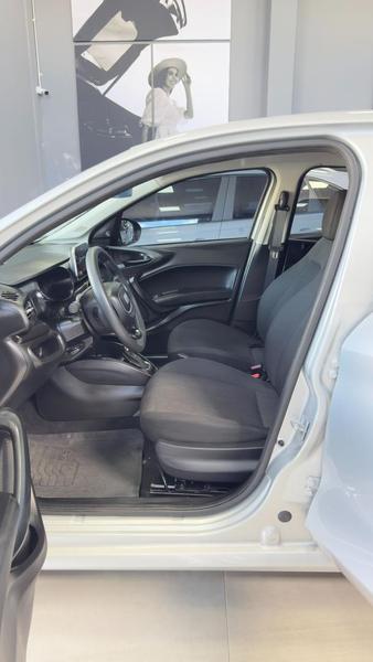 Fiat Cronos Drive 1.3 8V Flex Aut. - foto 14
