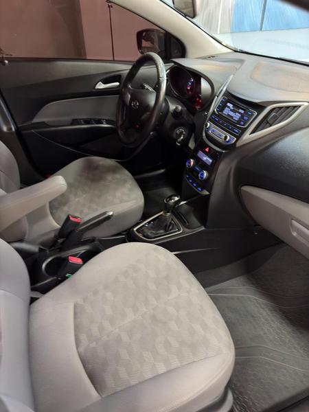 Hyundai HB20S 1.6 Premium 16V Flex 4P Automático - foto 11